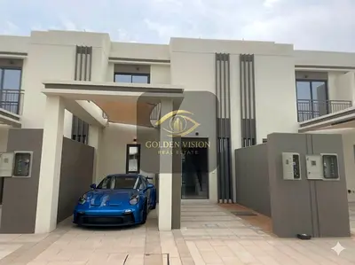 2 BR Townhouse Luxury Falcon Island ready to move in