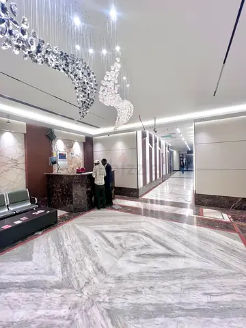 4 EXECUTIVE MEN BEDSPACE ARE LEFT NOW NEAR STADIUM METRO STATION