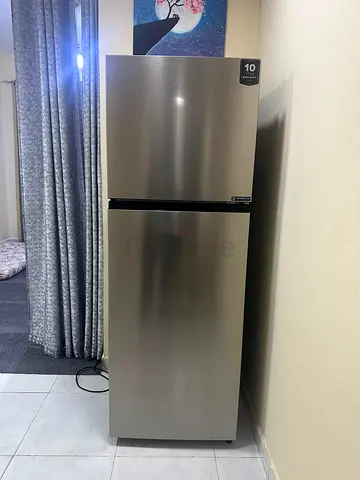Hisense Refrigerator 418L