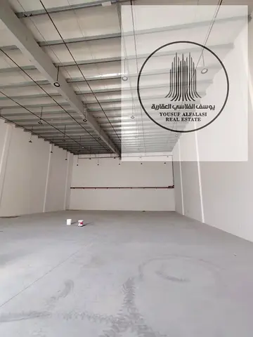 Excellent Rental Opportunity – Large Warehouse on a Main Street in Al Jurf Industrial Area 3 | Strong Electricity and Ideal Space for All Activities