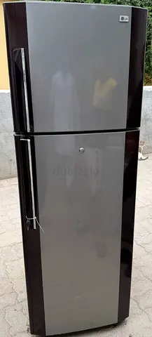 My LG 2-door top-freezer refrigerator — working condition