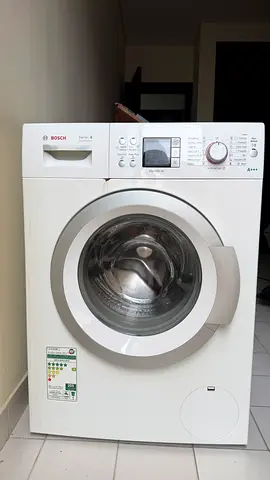 Bosch Series 6, 8Kg, Front Load Washing Machine in Average Condition