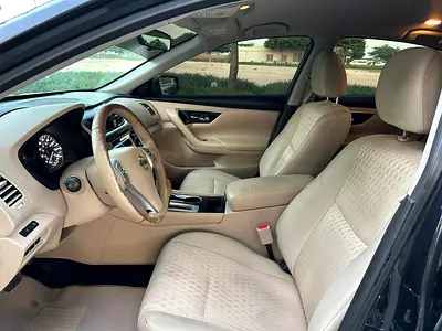 2017 Nissan ALTIMA — фото 12