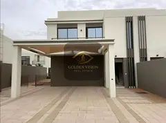 2BR + Maid Townhouse | Spacious Layout | Falcon Island | For Sale