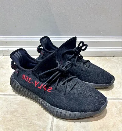 Yeezy Boost 350 V2 Bred