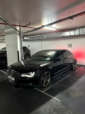 Audi A8L V8-twin turbo Quattro