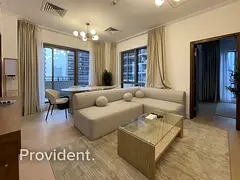 Open Views | Bright Unit | Vacant Now