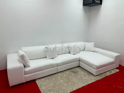 Looks great condition eichholtz brand lshape sofa