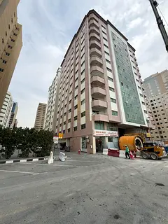 🏡 Spacious Apartment for Rent in Al Qasimia – Al Mahatta