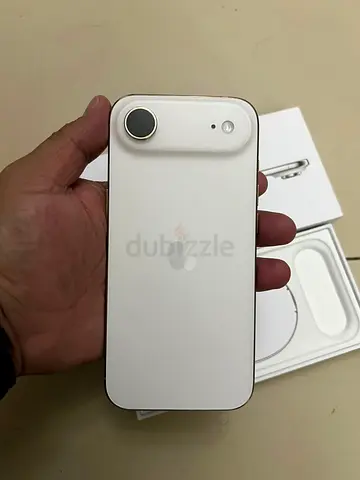 APPLE IPHONE 17 AIR 256GB WITH APPLE WARANTY