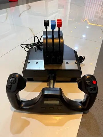 Flight yoke and throttle quadrant for PC (flight simulator controls)