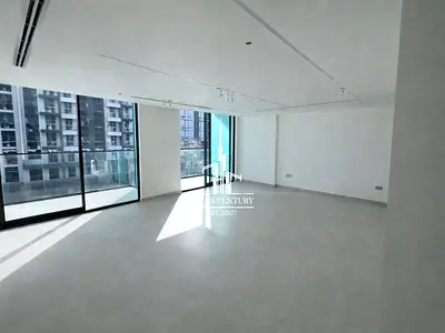 Vacant | Spacious Layout | Brand New