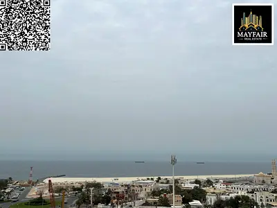 بنايه عائلات فقط مساحه كبيره اطلاله بحريه  موقع ممتاز على مخرج دبى والشارقه