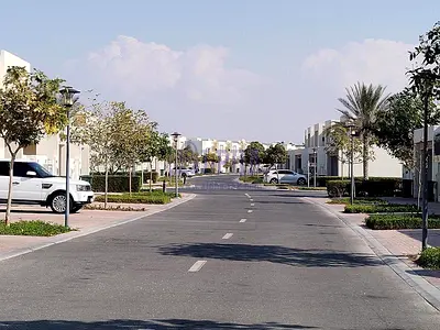 Spacious Villa| Unfurnished |Exquisite Community