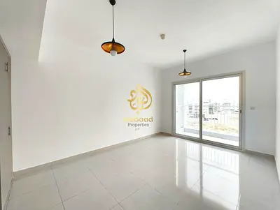 شقة بغرفتي نوم | مبنى آي دي بلو | شرفة وإطلالات على المدينة