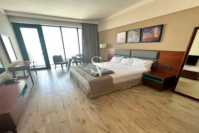 Near Mall | Furnished | High Floor | Near Exit
