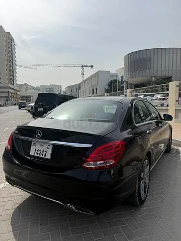 Mercedes Benz C300 2018 Turbocharged 2.0L (Clean Title)