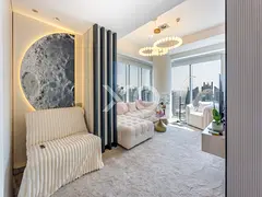 Newly Renovated | Corner Unit | Vacant