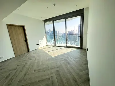 TENANTED | HIGH FLOOR UNIT | CANAL VIEW | PREMIUM