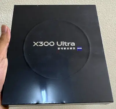 Vivo X300 ultra 16GB 512GB color Black Brand new