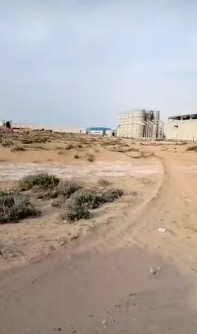 Industrial Land for Rent in Umm Al Thuoub 43,594 Sqft Main Road