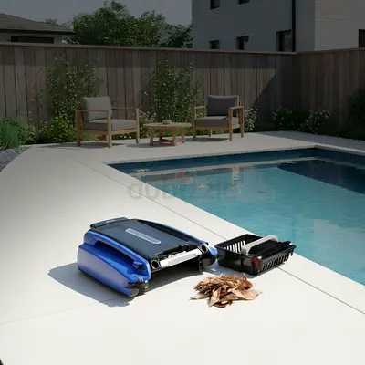 Betta SE Plus - Solar Powered Robotic Pool Skimmer with Dual Charging Options and 30-Hour Continuous