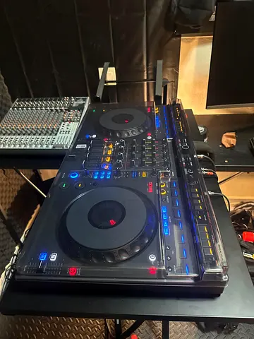 Pioneer DDJ GRV6 DJ Console