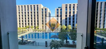 🌿 Luxurious One-Bedroom Apartment for Rent with Lush Green Views and Spacious Living Area 🌿