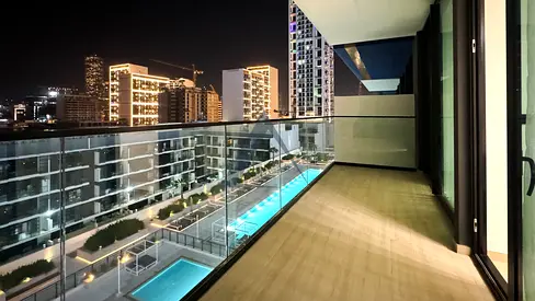 مفروش بالكامل | شقة حديثة بغرفة نوم واحدة | شاغر