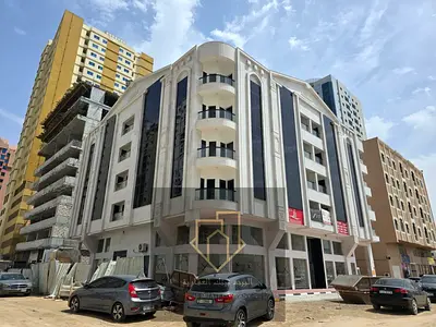 فرصة استثمارية نادرة داخل واحدة من أكثر المناطق نشاطًا وطلبًا في إمارة عجمان، منطقة الجرف الصناعية، التي تُعد من المواقع القوية للاستثمار العقاري بسبب