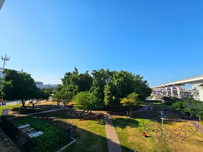 Garden view ! 3BR+maid room+ store room Lavish spacious near to oud metha merto station