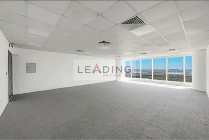 Modern and Bright |High Floor Unit | Fitted Office