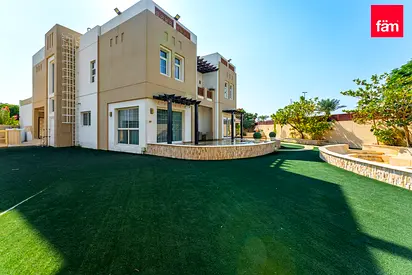 Single Row | Large Plot | Furnished