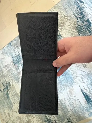 Gucci wallet for sale