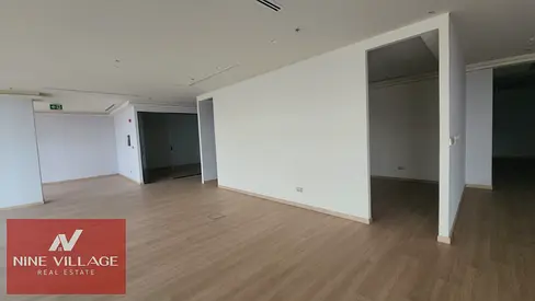 SHOP FOR RENT – AL KARAMA MAIN ROAD | PRIME LOCATION | HIGH FOOTFALL