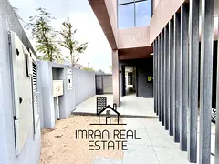 Like New Levish 3BR Corner Villa in Modern Community