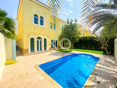 Private Pool | Extended | Well Maintained
