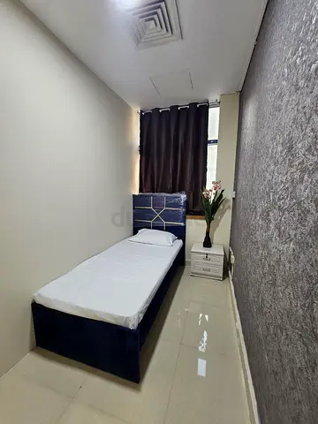 Executive Solo Partition Room Available in Brand New Apartment ( Central AC ) near metro station