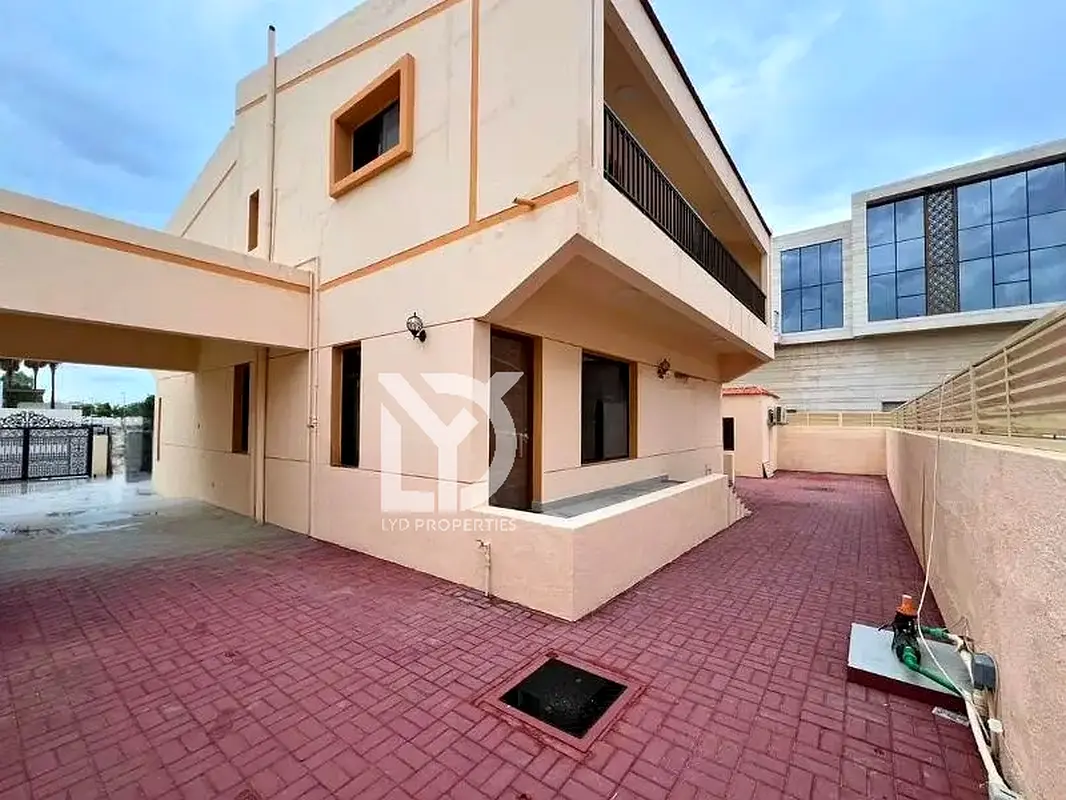 Renovated 4BR Villa | G+1 | Maid’s Room | Private Garden | Jumeirah 3