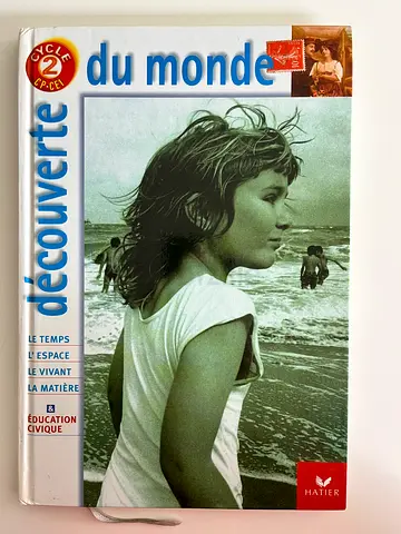 Découverte du monde - Primary School French Textbook (Cycle 2, Hatier)