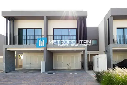 Luxury 2 BR | Golf Community | Close to amenities