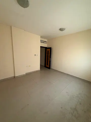 Huge levish 1bhk central ac central gas apartment available in lowest price
