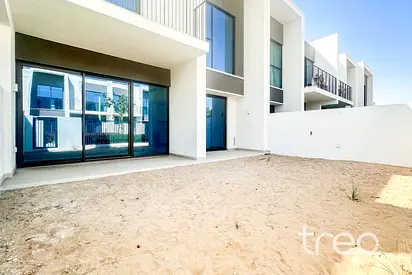 Corner Kitchen|Green Belt|Close to Pool