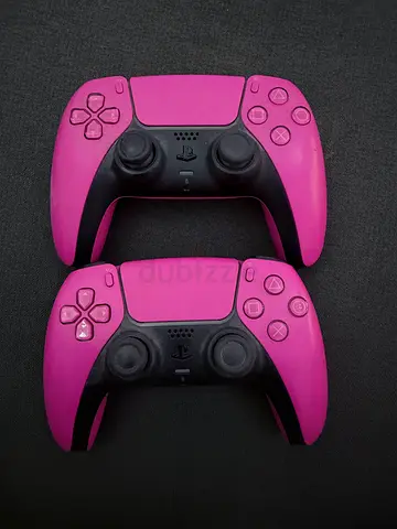 2 PS5 Controllers