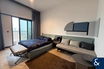 Modern Studio | Burj Views | Vacant
