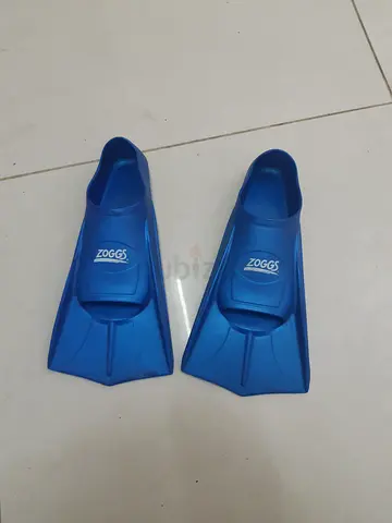 زعانف مطاطية مقاس 38 بحالة جديد