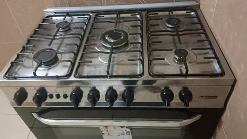 5-burner stainless steel gas cooker with oven - move out sale