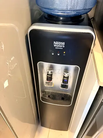 Nestlé Waters bottle-fed water dispenser — used, working