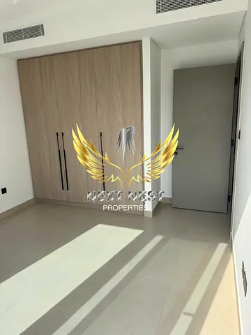 تاون هاوس من 3 غرف نوم | أورا جاردنز | غرفة خادمة | عرض المجتمع