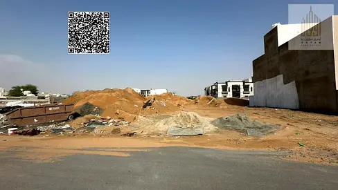 أرض زاوية شارعين للبيع 2262 قدم – الحليو 2 عجمان تملك حر